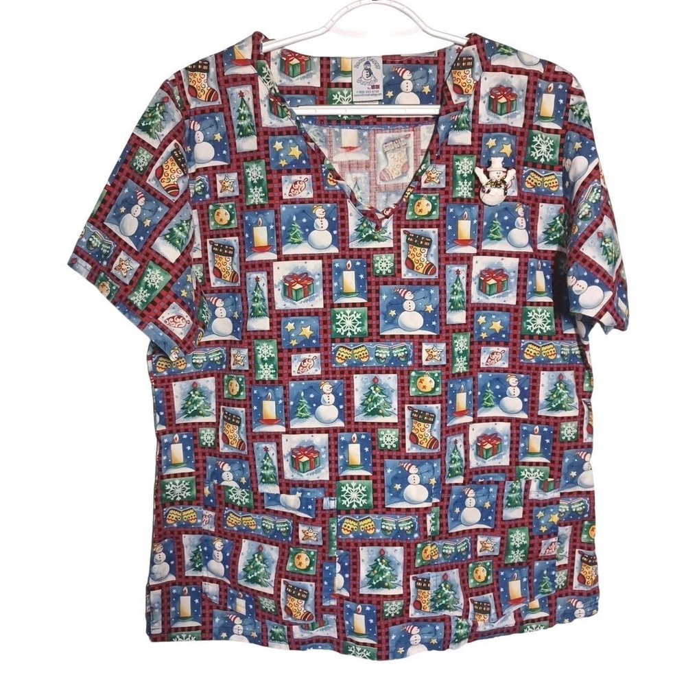 Snow Happy Scrubs Holiday Patchwork Pattern Healthcare Top Size M w/Snowman Pin